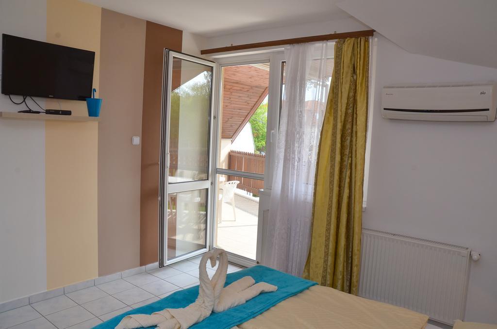 Amulett Studios Apartment Hajduszoboszlo Bagian luar foto